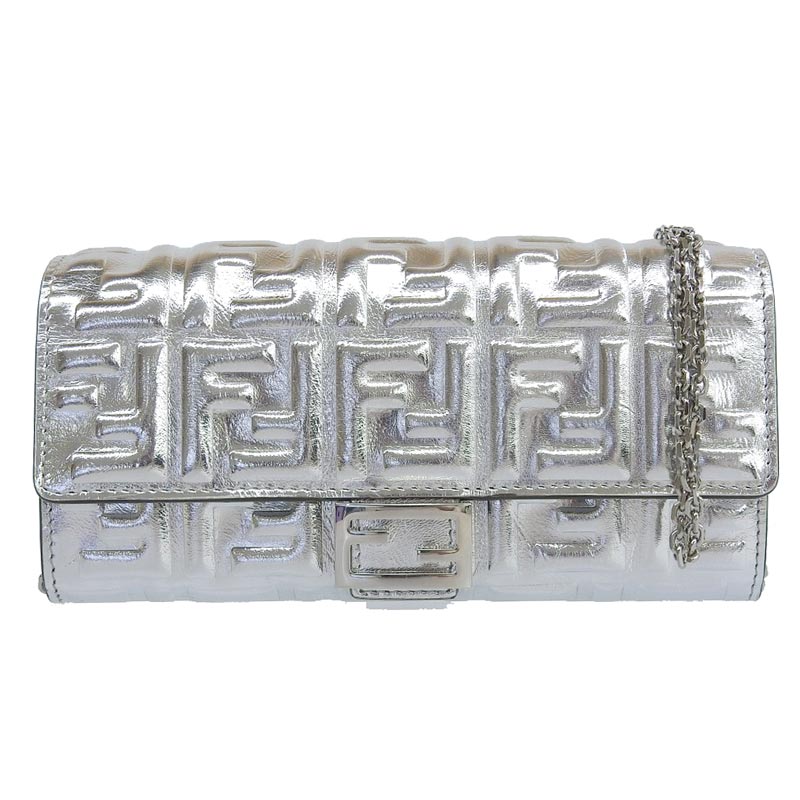 フェンディ FENDI チェーンウォレット 長財布 ズッカ レザー シルバー 8M0365 中古 OBB0553