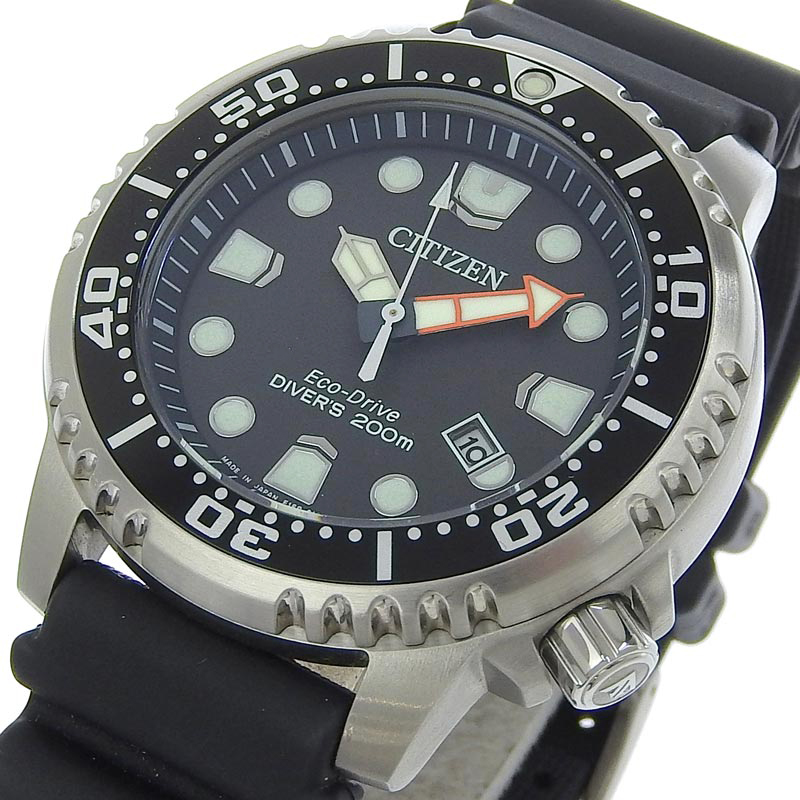 http://シチズン%20CITIZEN%20ダイバーズウォッチ%20エコドライブ%20メンズ%20ソーラー%20腕時計%20SS/ラバー%20ブラック文字盤%20S126126%20美品%20OW0425
