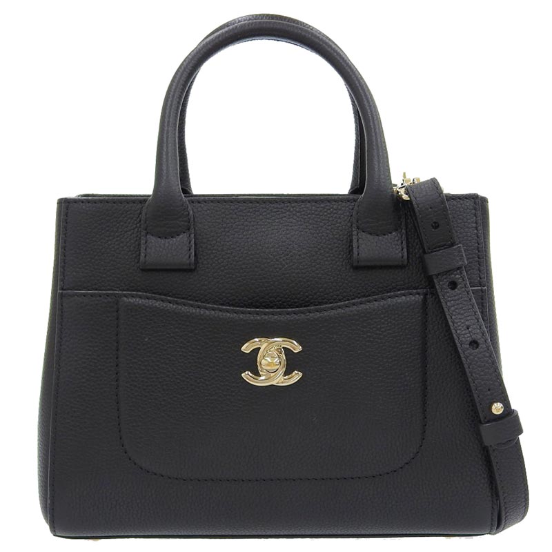 シャネル CHANEL ネオエグゼクティブトート スモール 2WAYバッグ ハンドバッグ レザー ブラック 23番台 A69929 中古 CH0912