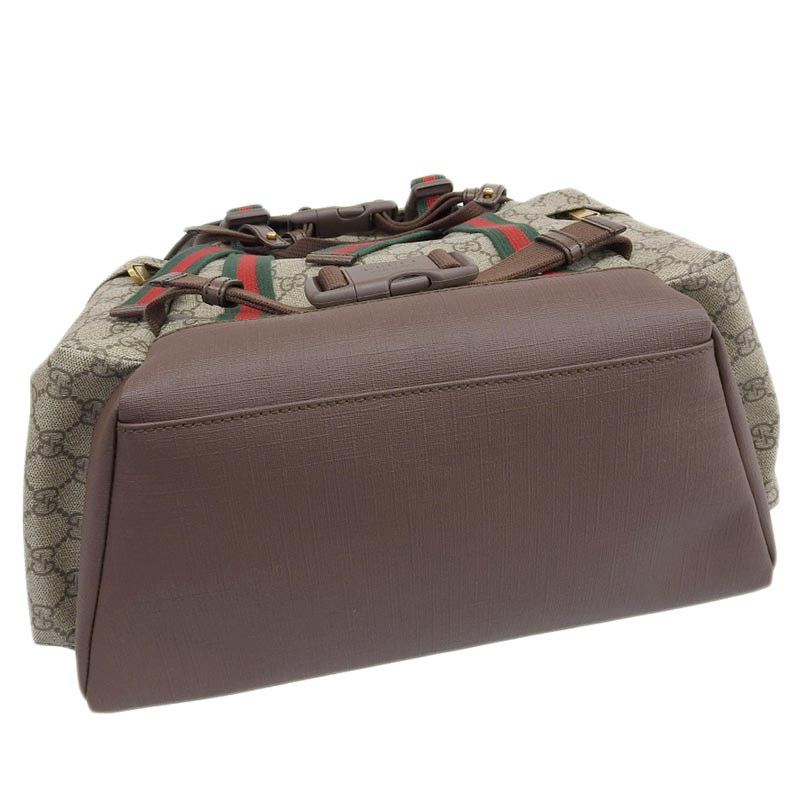 http://グッチ%20GUCCI%20GGスプリーム%20スケートボード%20バックパック%20リュックサック%20GGスプリームキャンバス%20ベージュ%20690999%20美品%20GU0575