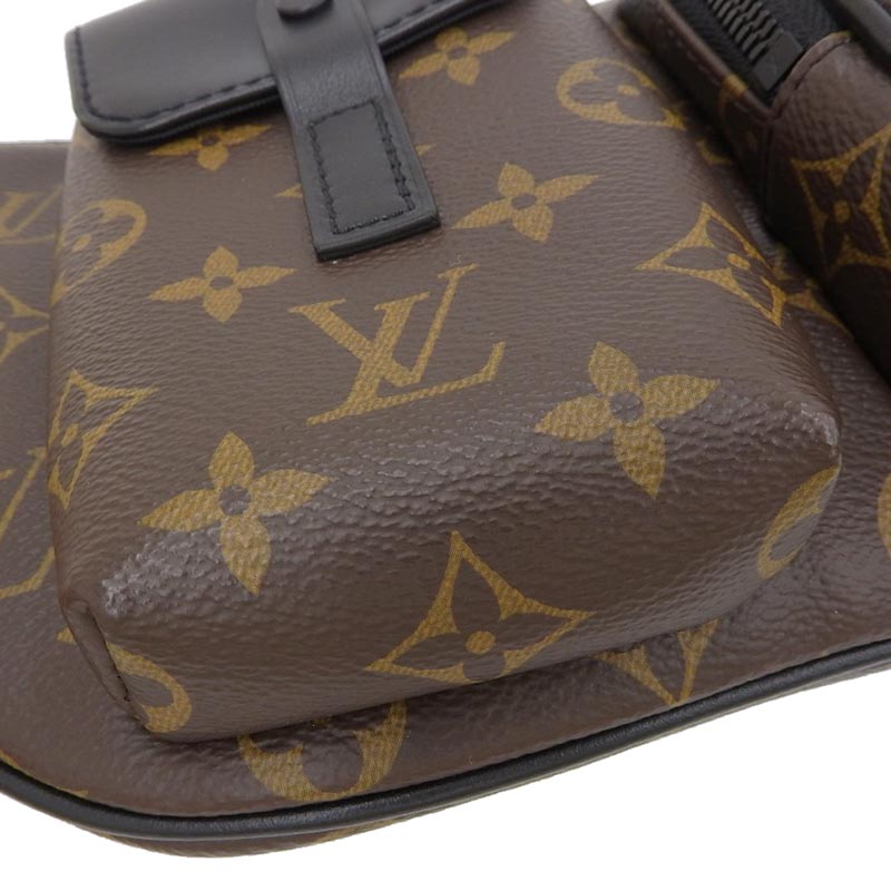 http://ルイヴィトン%20LOUIS%20VUITTON%20モノグラム%20マカサー%20クリストファー%20バムバッグ%20ボディバッグ%20M45337%20中古%20LV1555