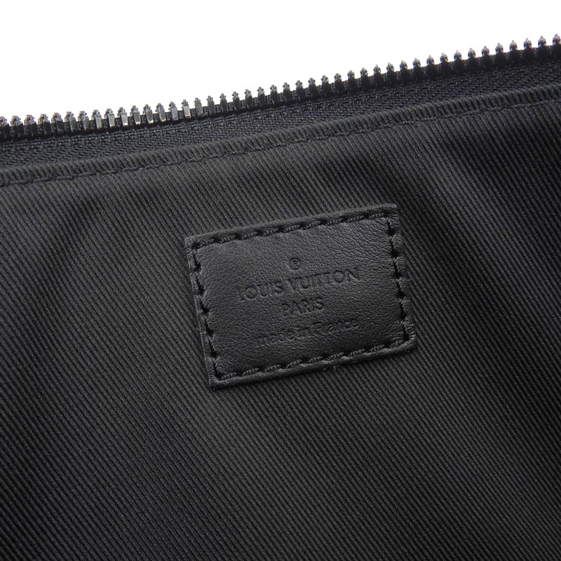 http://ルイヴィトン%20LOUIS%20VUITTON%20モノグラム%20マカサー%20クリストファー%20バムバッグ%20ボディバッグ%20M45337%20中古%20LV1555