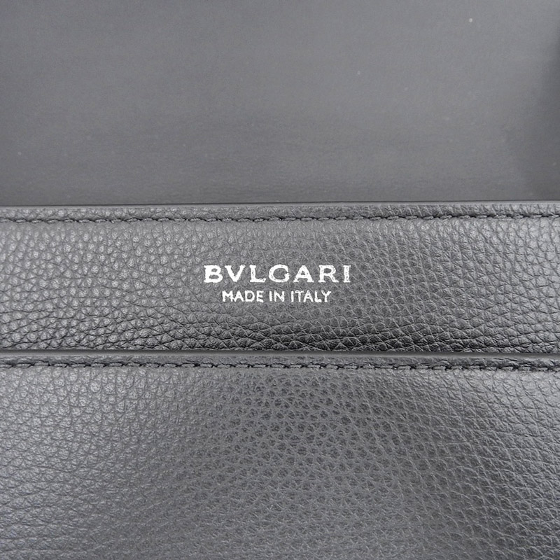 http://ブルガリ%20BVLGARI%20ブルガリ%20マン%20スモールメッセンジャーバッグ%20ショルダーバッグ%20レザー%20ブラック%20291932%20中古%20OB1814