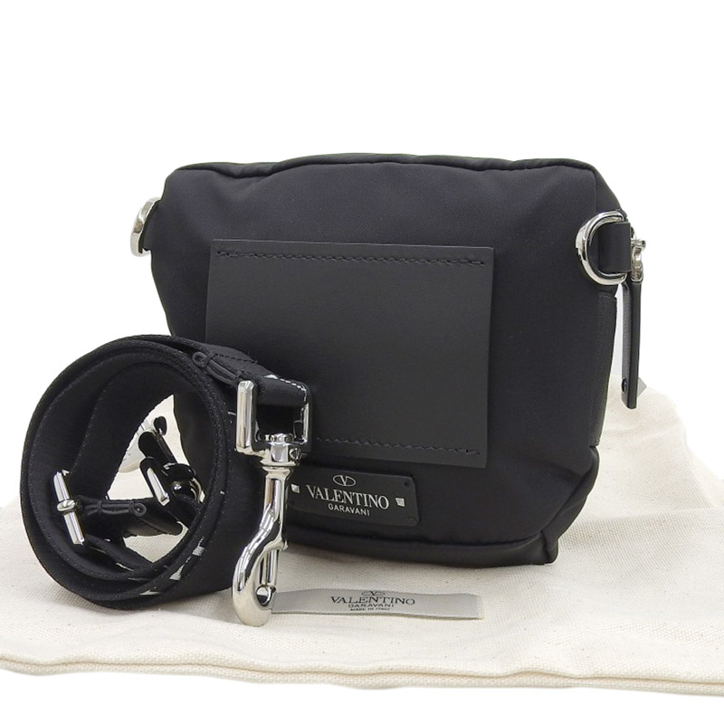 http://ヴァレンティノ%20VALENTINO%20VLTN%202WAYバッグ%20ショルダーバッグ%20ボディバッグ%20ベルトバッグ%20ナイロン%20ブラック%20中古%20OB1818