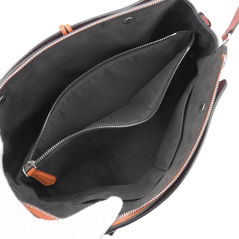 http://フェンディ%20FENDI%20バイザウェイ%202WAYバッグ%20ハンドバッグ%20ショルダーバッグ%20レザー%20オレンジ系マルチカラー%20中古%20OB1819