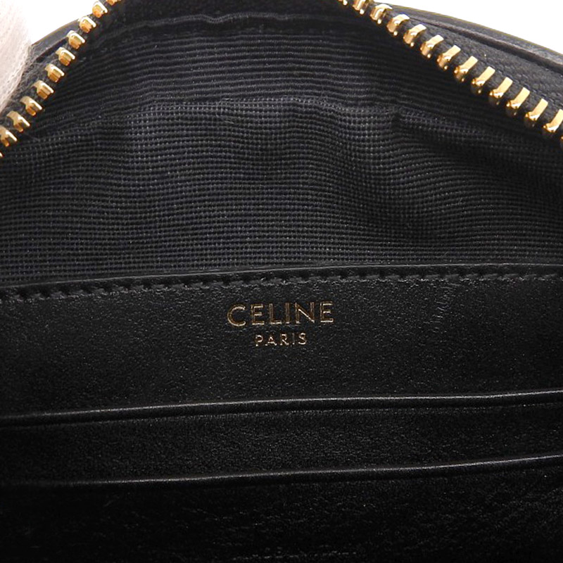 http://セリーヌ%20CELINE%20ショルダーバッグ%20ポシェット%20レザー%20ブラック%20中古%20OB1828