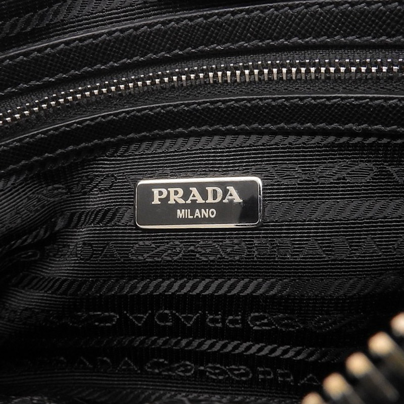 http://プラダ%20PRADA%20ショルダーバッグ%20ポシェット%20ナイロン/レザー%20ブラック%201BH010%20中古%20OB1830