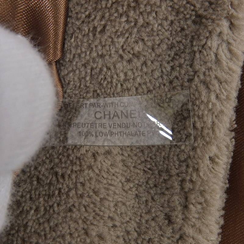 http://シャネル%20CHANEL%20ココマーク%20ショルダーバッグ%20斜め掛けショルダー%20パイル%20ベージュ%20中古%20CH0917