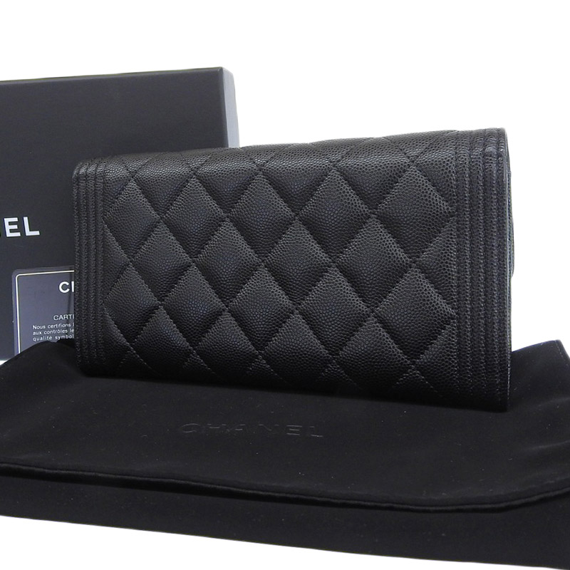 http://シャネル%20CHANEL%20ボーイシャネル%20長財布%20キャビアスキン%20ブラック%20A80286%2031番台%20中古%20CH0920