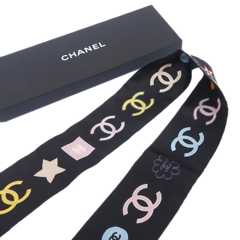http://シャネル%20CHANEL%20ツイリー%20スカーフ%20ココマーク%20シルク%20ブラック%20美品%20CH0923