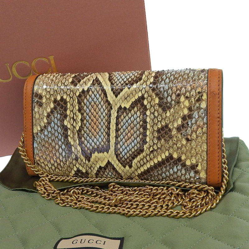 http://グッチ%20GUCCI%20ダイアナ%20チェーンウォレット%20パイソン/レザー%20ベージュ%20マルチカラー%20658243%20中古%20GU0581