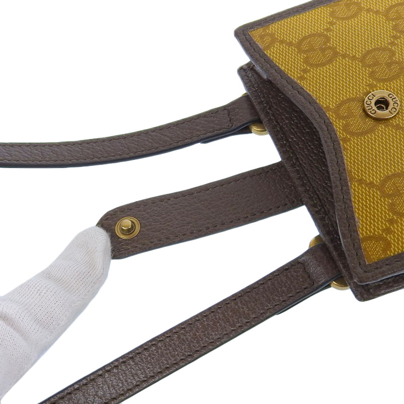 http://グッチ%20GUCCI%20アディダスコラボ%20GGクリスタル%20スマホショルダー%20PVC/レザー%20ブラウン/ホワイト%20702203%20美品%20GU0584