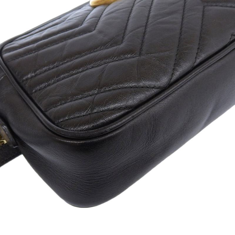 http://グッチ%20GUCCI%20GGマーモント%20キルティング%20スモール%20ショルダーバッグ%20レザー%20ブラック%20447632%20中古%20GU0588
