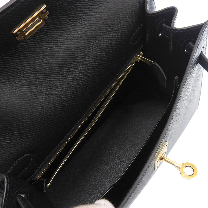 http://エルメス%20HERMES%20ケリー25%20外縫い%202WAYバッグ%20ハンドバッグ%20ショルダーバッグ%20エプソン%20ブラック%20Z刻印%202021年%20美品%20HE0937