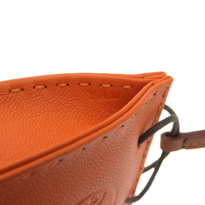 http://エルメス%20HERMES%20サック・オランジュ%20バッグチャーム%20オレンジ%20Y刻印%202020年%20美品%20HE0940
