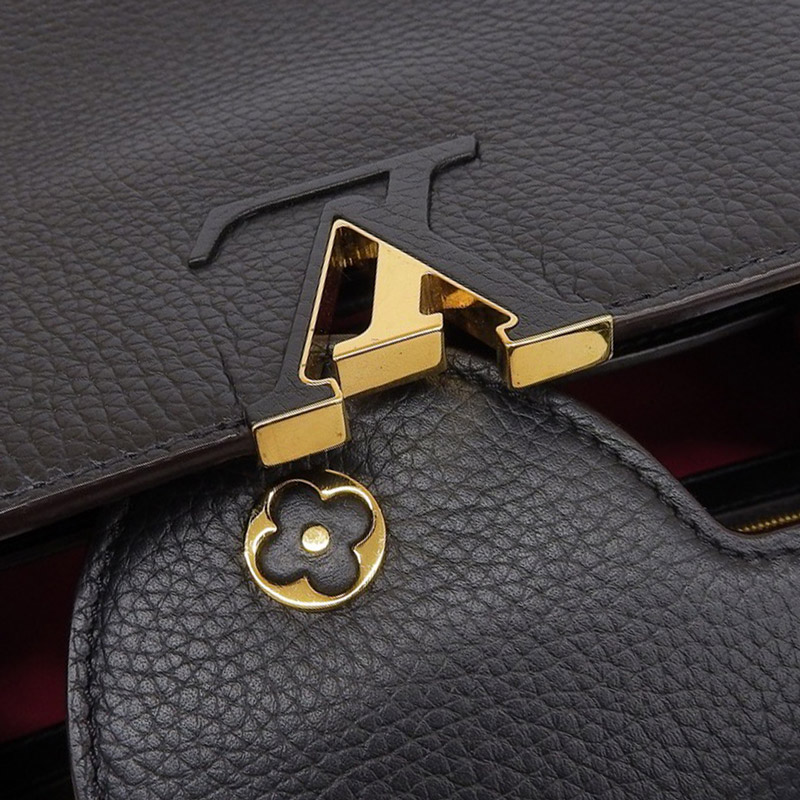 http://ルイヴィトン%20LOUIS%20VUITTON%20カプシーヌMM%202WAYバッグ%20ハンドバッグ%20ショルダーバッグ%20トリヨン%20ノワール%20M42259%20中古%20LV1547