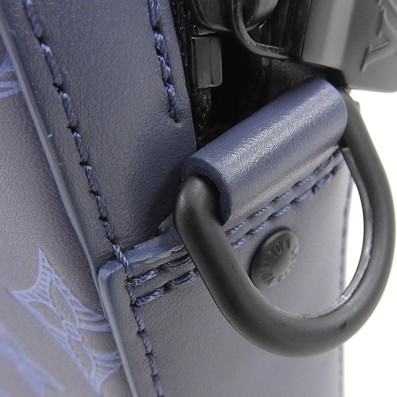 http://ルイヴィトン%20LOUIS%20VUITTON%20モノグラム・シャドウ%20デュオ・メッセンジャー%20ショルダーバッグ%20ネイビー%20M45730%20中古%20LV1574