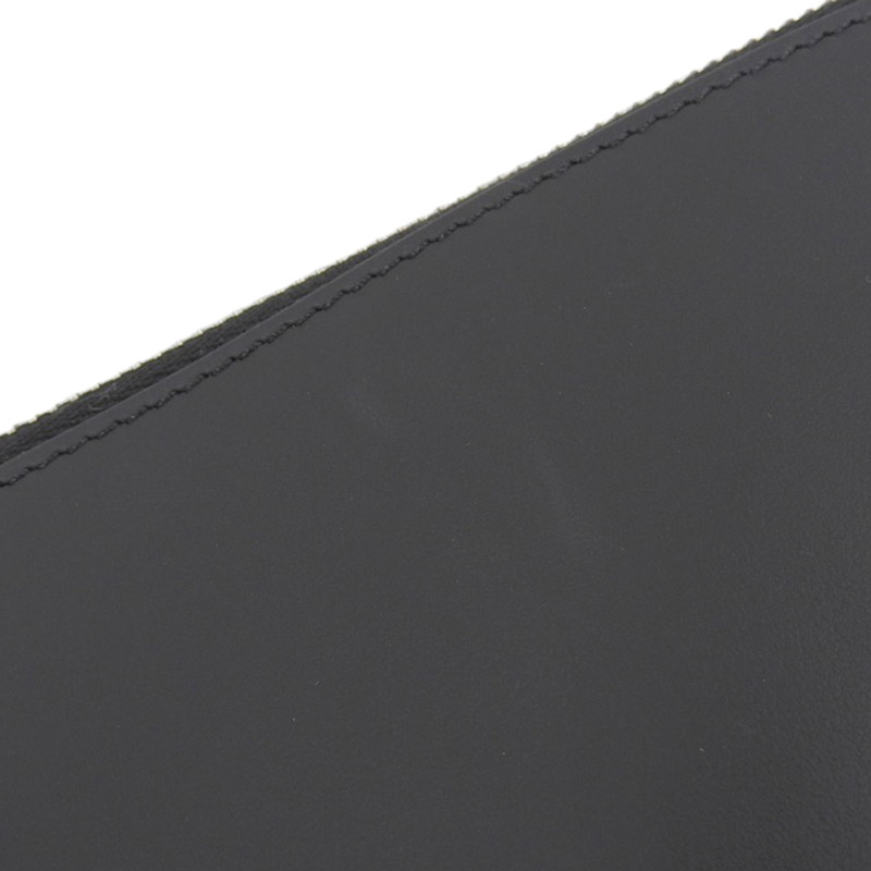 http://フェンディ%20FENDI%20バッグバグズ%20モンスター%20クラッチバッグ%20レザー%20ブラック%207N0078%20美品%20OB1822