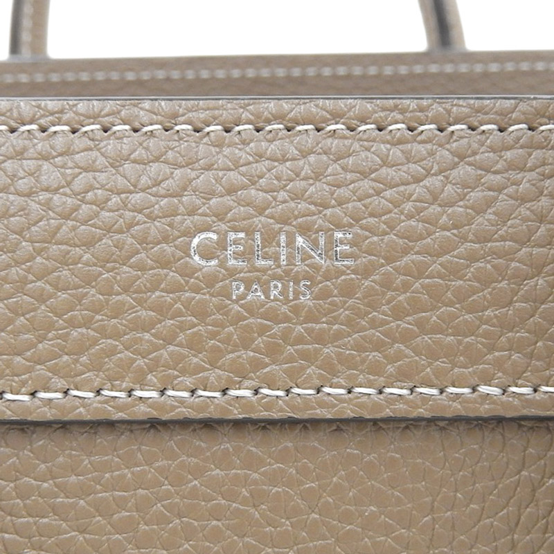 http://セリーヌ%20CELINE%20ラゲージ%20ナノショッパー%202WAYバッグ%20ハンドバッグ%20ショルダーバッグ%20レザー%20スリ%20中古%20OB1826