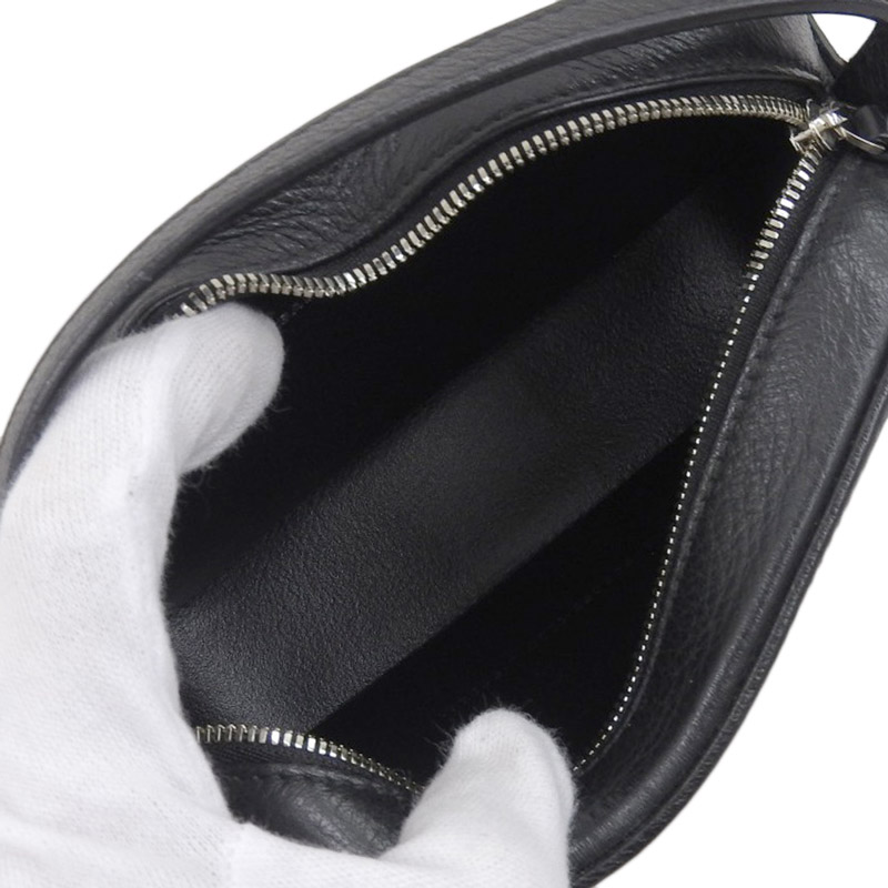http://バレンシアガ%20BALENCIAGA%20エブリデイXS%20カメラバッグ%202WAYバッグ%20ショルダーバッグ%20レザー%20ブラック%20608653%20美品%20OB1837