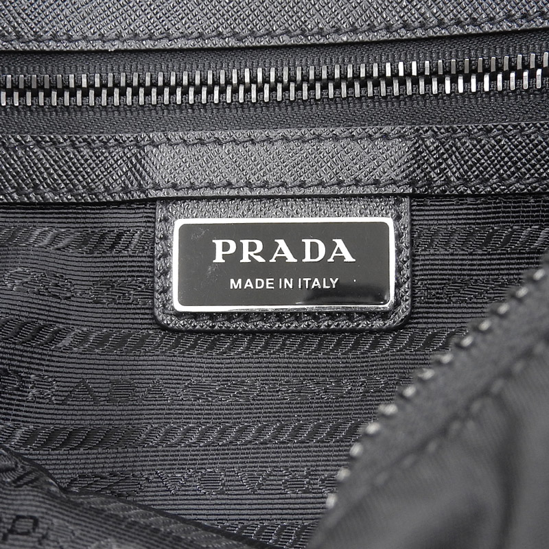 http://プラダ%20PRADA%20ショルダーバッグ%20ポシェット%20ナイロン/レザー%20ブラック%202VH048%20中古%20OB1839