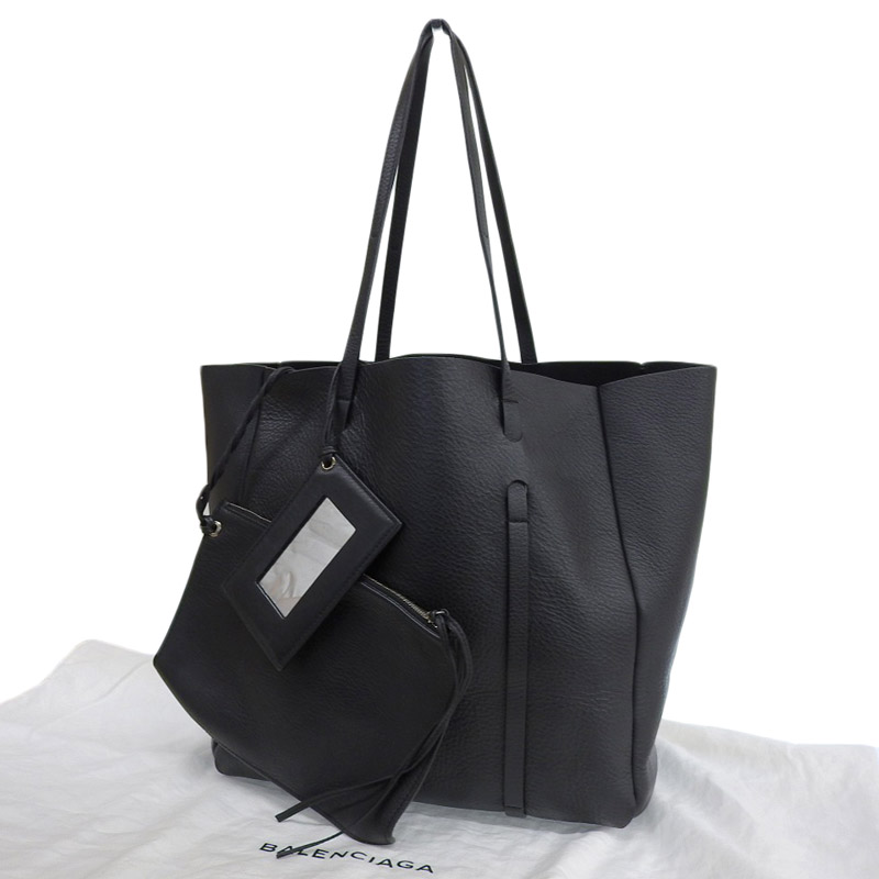 http://バレンシアガ%20BALENCIAGA%20エブリデイトートS%20トートバッグ%20レザー%20ブラック%20475199%20中古%20OB1847