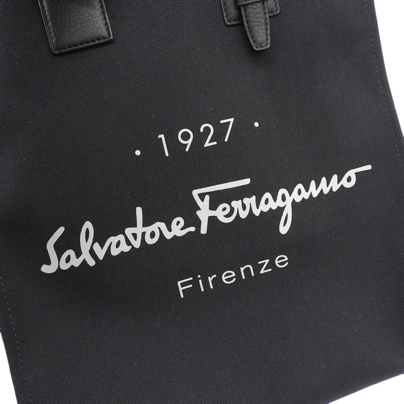http://フェラガモ%20FERRAGAMO%20トートバッグ%20キャンバス/レザー%20ブラック%20中古%20OB1849