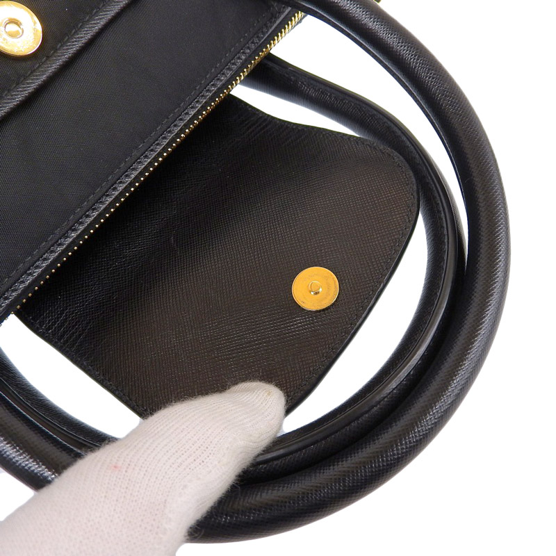 http://プラダ%20PRADA%202WAYバッグ%20ハンドバッグ%20ショルダーバッグ%20ナイロン/レザー%20ブラック%20BN2541%20中古%20OB1858