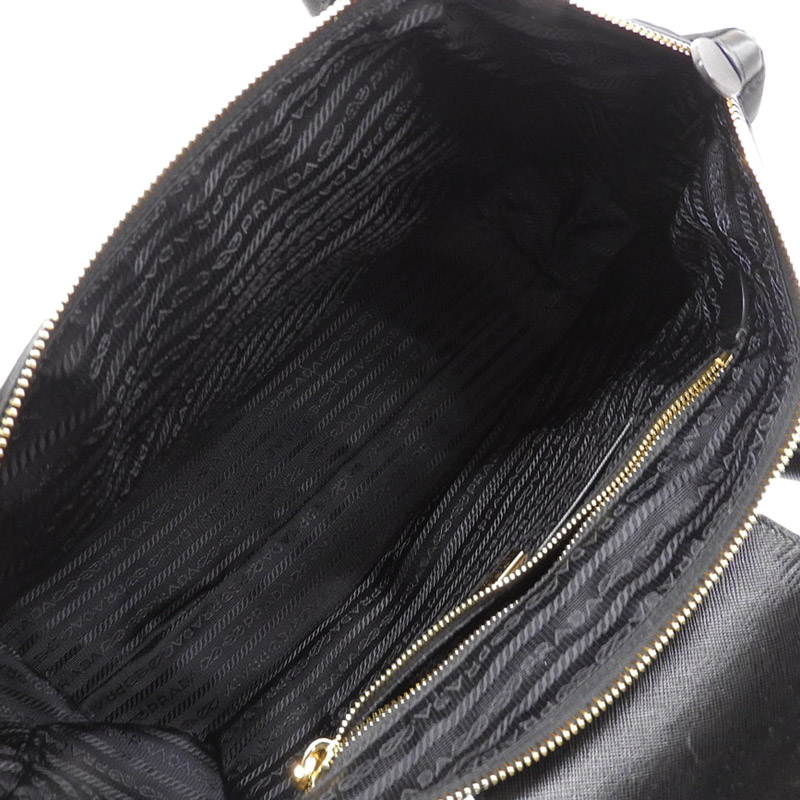 http://プラダ%20PRADA%202WAYバッグ%20ハンドバッグ%20ショルダーバッグ%20ナイロン/レザー%20ブラック%20BN2541%20中古%20OB1858