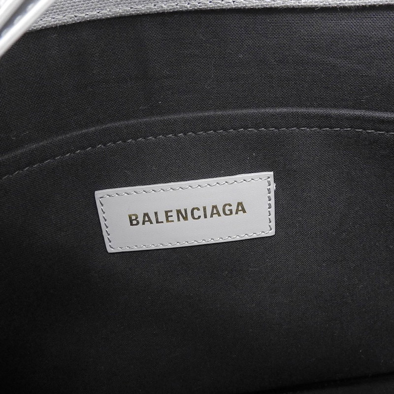 http://バレンシアガ%20BALENCIAGA%20ハードウェアトート%202WAYバッグ%20ショルダーバッグ%20ハンドバッグ%20キャンバス/レザー%20グレー%20中古%20OB1859