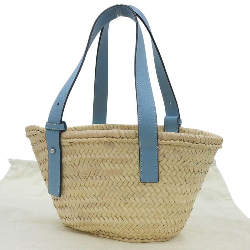 http://ロエベ%20LOEWE%20バスケットバッグ%20スモール%20トートバッグ%20かごバッグ%20ラフィア/レザー%20ナチュラル/ブルー%20中古%20OB1860