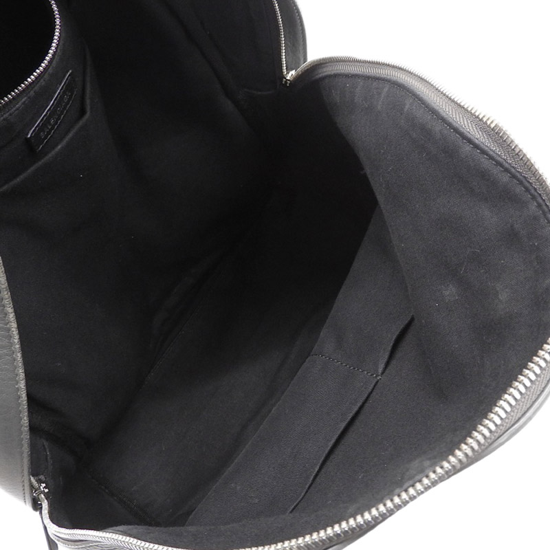 http://バレンシアガ%20BALENCIAGA%20エブリデイ%20バックパック%20リュックサック%20レザー%20グレー%20552374%20中古%20OB1865