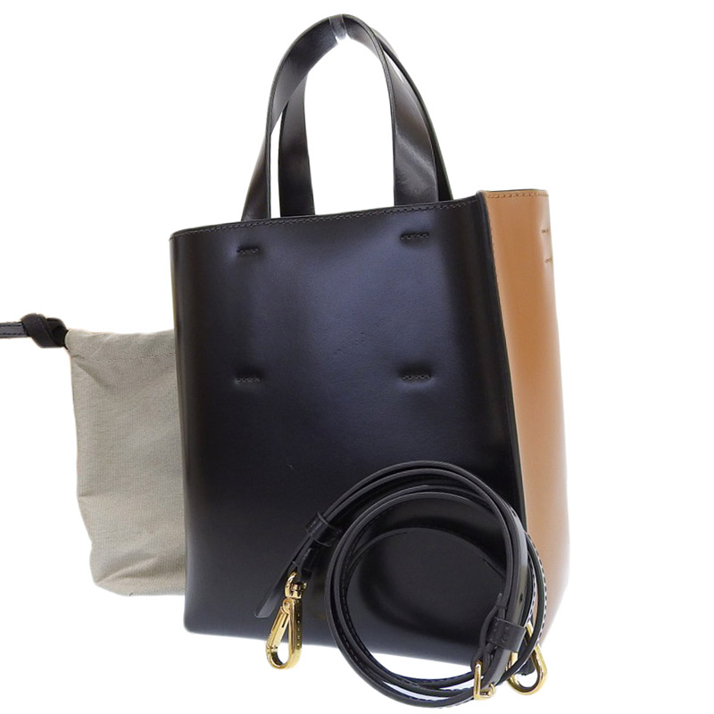 http://マルニ%20MARNI%202WAYバッグ%20ハンドバッグ%20ショルダーバッグ%20レザー%20ブラウン/ブラック%20中古%20OB1877