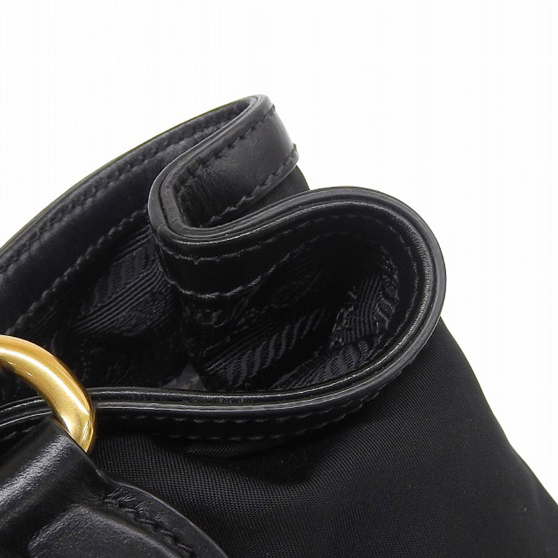 http://プラダ%20PRADA%202WAYバッグ%20ハンドバッグ%20ショルダーバッグ%20ナイロン/レザー%20ブラック%20中古%20OB1881