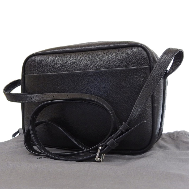 http://バレンシアガ%20BALENCIAGA%20エブリデイ%20ショルダーバッグ%20カメラバッグ%20ポシェット%20レザー%20ブラック%20679267%20中古%20OB1896