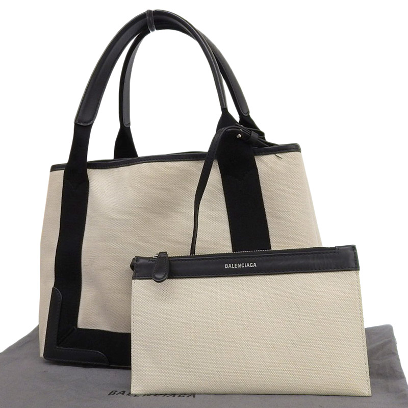 http://バレンシアガ%20BALENCIAGA%20ネイビーカバスS%20ハンドバッグ%20キャンバス/レザー%20ホワイト/ブラック%20339933%20中古%20OB1897