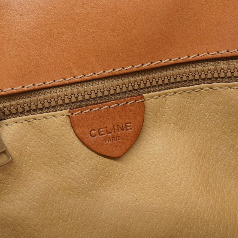 http://セリーヌ%20CELINE%20マカダム%20スクエアミニ%20ショルダーバッグ%20斜め掛けショルダー%20PVC/レザー%20ブラウン%20中古%20OB2001