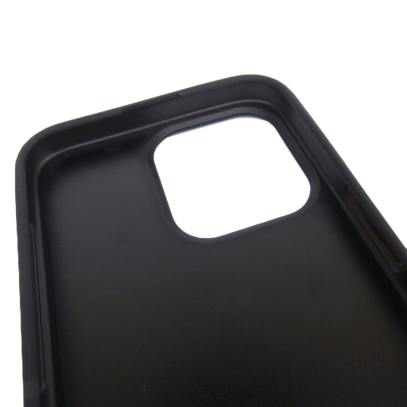 http://プラダ%20PRADA%20スマホケース%20サフィアーノ%20レザー%20ブラック%20iphone15PROMAX用%20美品%20OBB0558