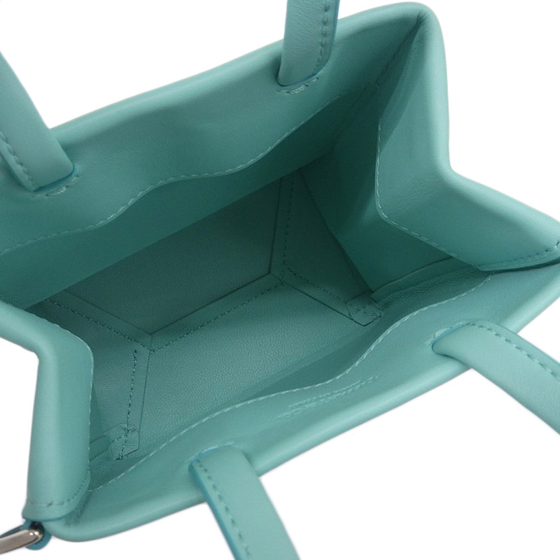http://ティファニー%20TIFFANY%20&%20Co.%20ミニショッピングトート%202WAYバッグ%20ショルダーバッグ%20レザー%20ブルー%20中古%20TI0343