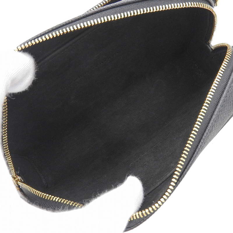 http://ディオール%20CHRISTIAN%20DIOR%20カロ%20ショルダーバッグ%20レザー%20ブラック%20S7431UBAE%20中古%20OB1899