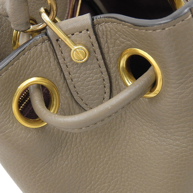 http://マルベリー%20MULBERRY%20ハムステッド%202WAYバッグ%20ハンドバッグ%20ショルダーバッグ%20レザー%20グレージュ%20中古%20OB1903