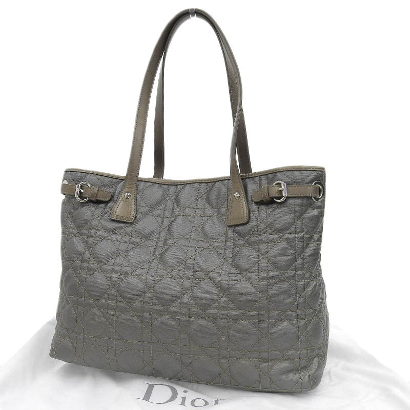 http://ディオール%20CHRISTIAN%20DIOR%20パナレア%20カナージュ%20トートバッグ%20コーティングキャンバス%20メタリックグレー%20中古%20OB1906