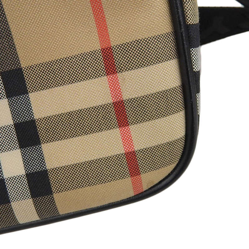 http://バーバリー%20BURBERRY%20ショルダーバッグ%20ナイロン/レザー%20ベージュ%20中古%20OB1911