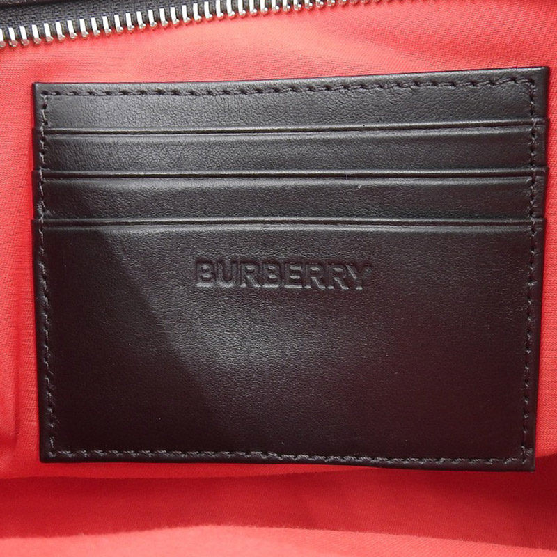 http://バーバリー%20BURBERRY%20ショルダーバッグ%20ナイロン/レザー%20ベージュ%20中古%20OB1911