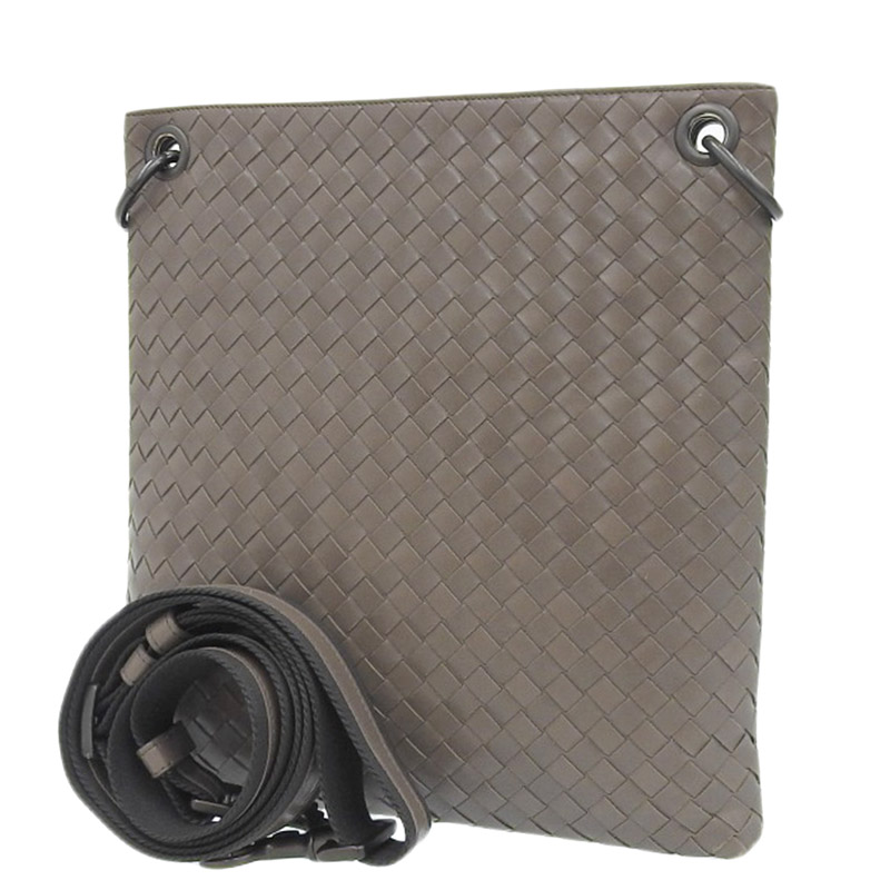 http://ボッテガヴェネタ%20BOTTEGA%20VENETA%20イントレチャート%20ショルダーバッグ%20レザー%20グレージュ%20172736%20中古%20OB2002