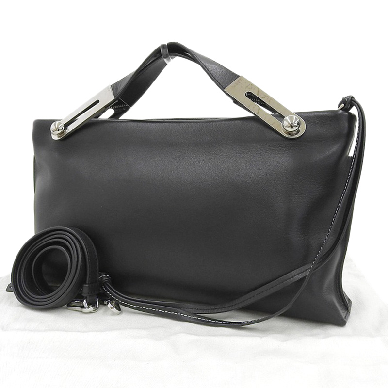 http://ロエベ%20LOEWE%20ミッシー%202WAYバッグ%20ハンドバッグ%20ショルダーバッグ%20レザー%20ブラック%20327.81.R95%20中古%20OB2005