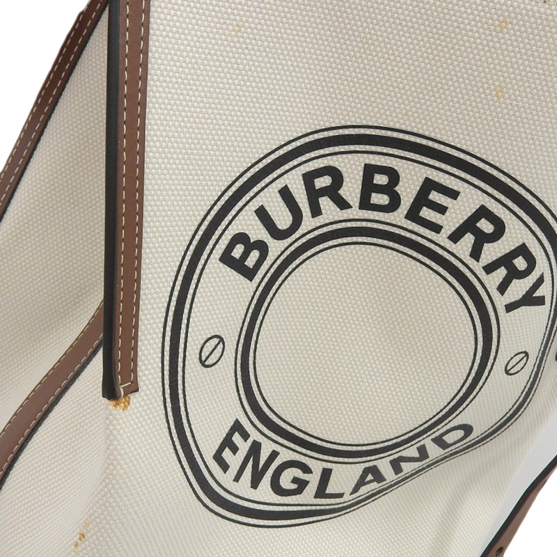 http://バーバリー%20BURBERRY%202WAYバッグ%20ハンドバッグ%20ショルダーバッグ%20キャンバス/レザー%20ホワイト/ブラウン%20中古%20OB2011