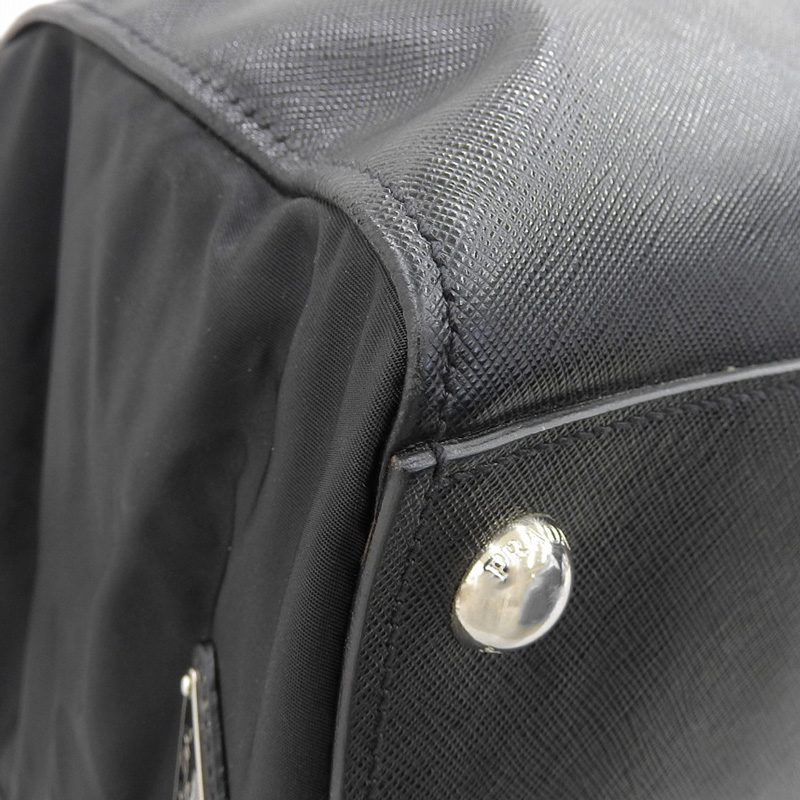 http://プラダ%20PRADA%20ボストンバッグ%20サフィアーノ%20レザー%20ブラック%20中古%20OB2019