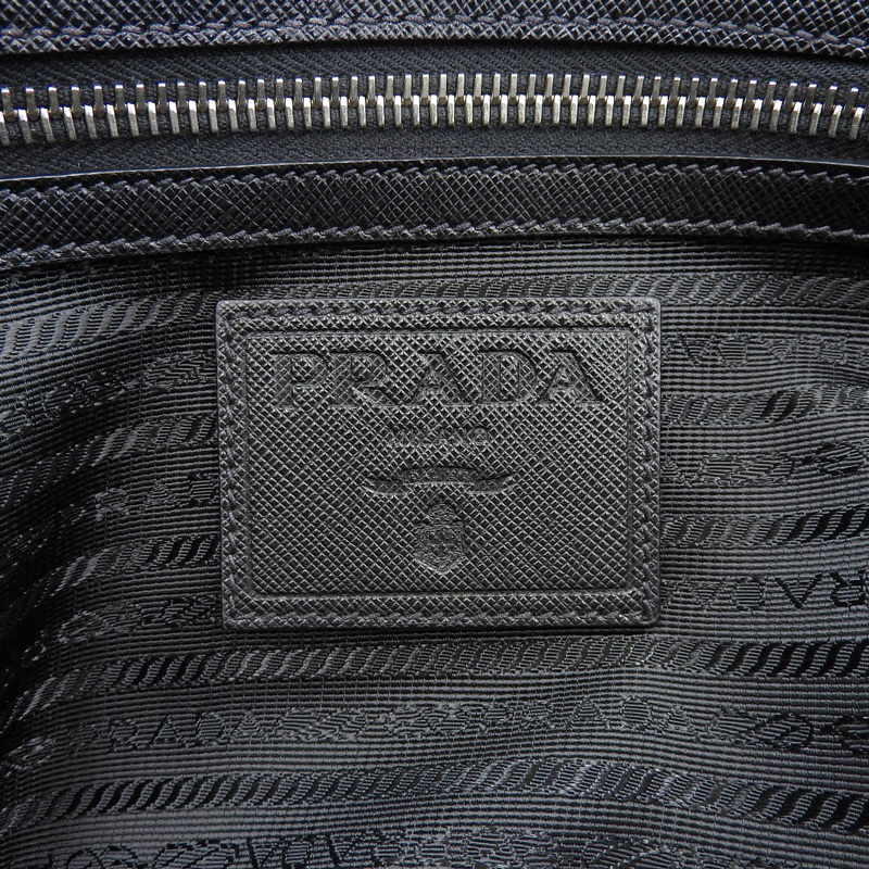 http://プラダ%20PRADA%20ボストンバッグ%20サフィアーノ%20レザー%20ブラック%20中古%20OB2019