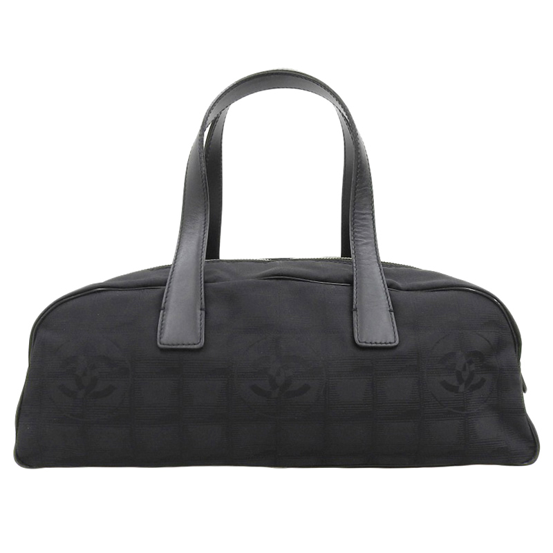 http://シャネル%20CHANEL%20ニュートラベルライン%20ハンドバッグ%20ミニボストン%20ナイロン/レザー%20ブラック%20中古%20CH0936